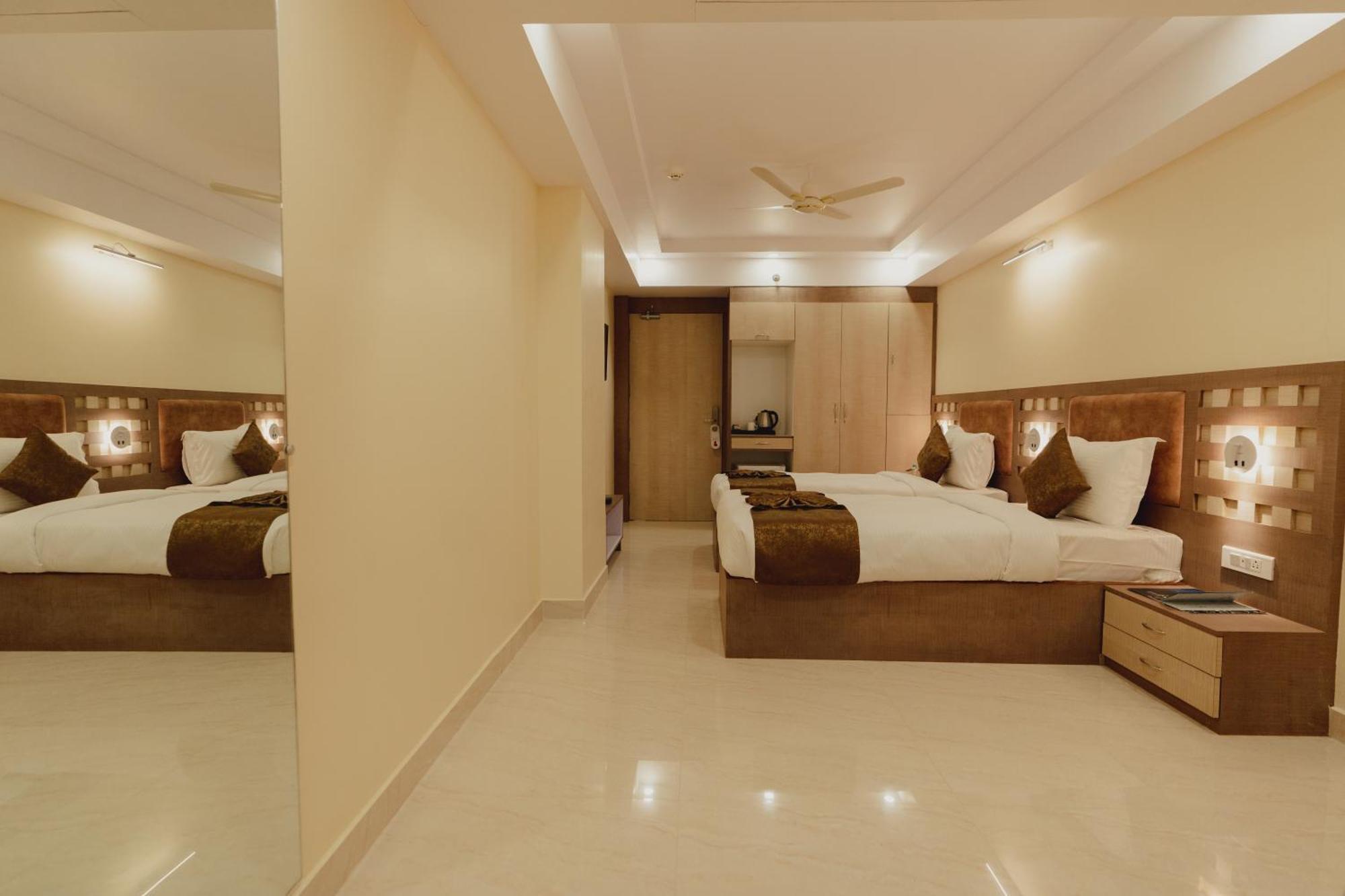 Hotel Bigwig جبلبور المظهر الخارجي الصورة