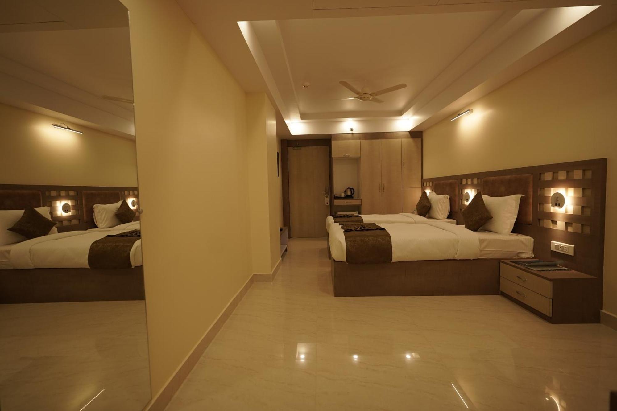 Hotel Bigwig جبلبور المظهر الخارجي الصورة